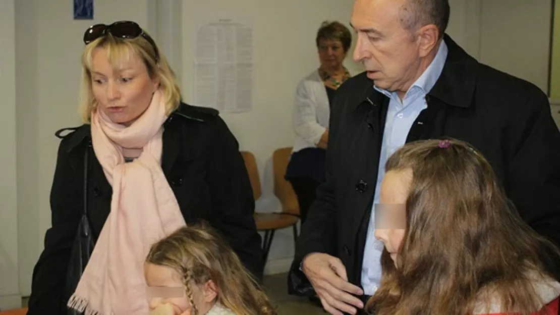 Rythmes scolaires à Lyon : Collomb devait-il scolariser ses filles dans le public ?