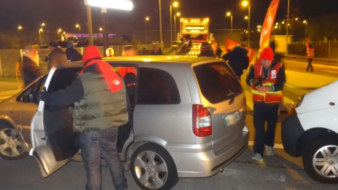 Lyon : les routiers en colère bloquent désormais le port Edouard-Herriot