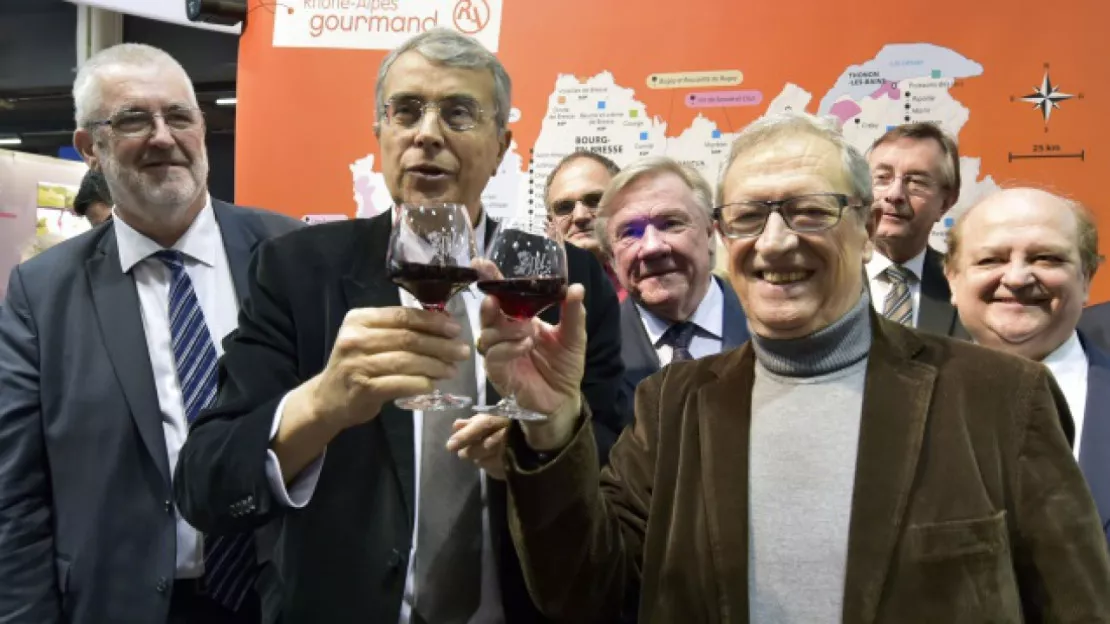 Jean-Jack Queyranne et René Souchon en visite au Salon de l’agriculture