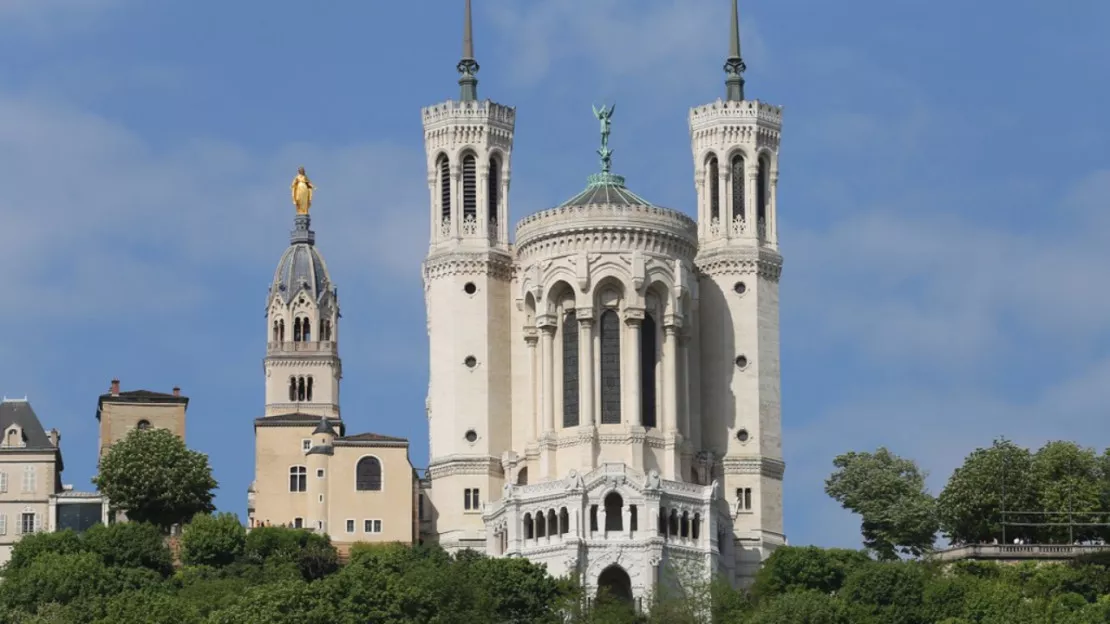 La basilique Notre-Dame de Fourvière finaliste du Monument préféré des Français 2023 !