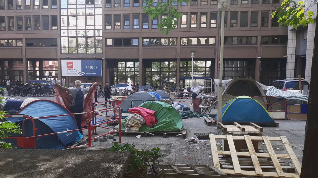 Lyon : le campement de la place de Milan évacué
