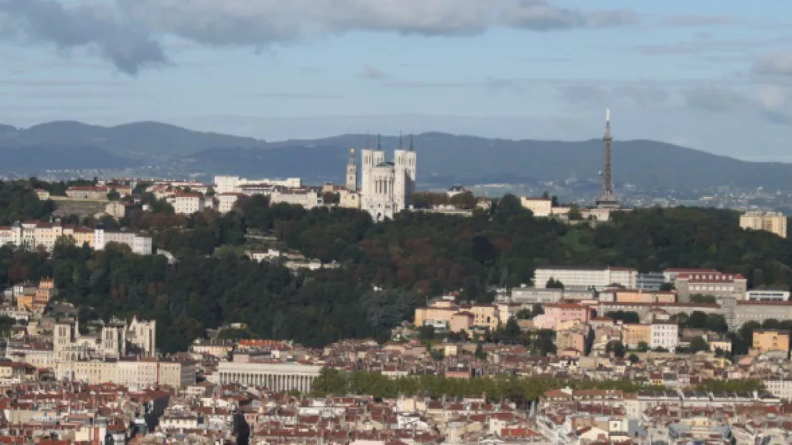 CANOL : un habitant de Lyon va coûter 4 642 euros en 2015 aux collectivités