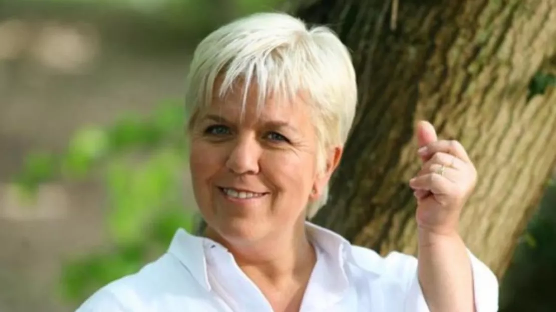 Mimie Mathy boudée par l’académie des Césars : elle prend la plume !