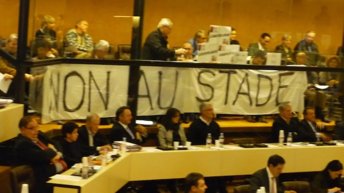 Les anti-Grand Stade donnent de la voix au Grand Lyon