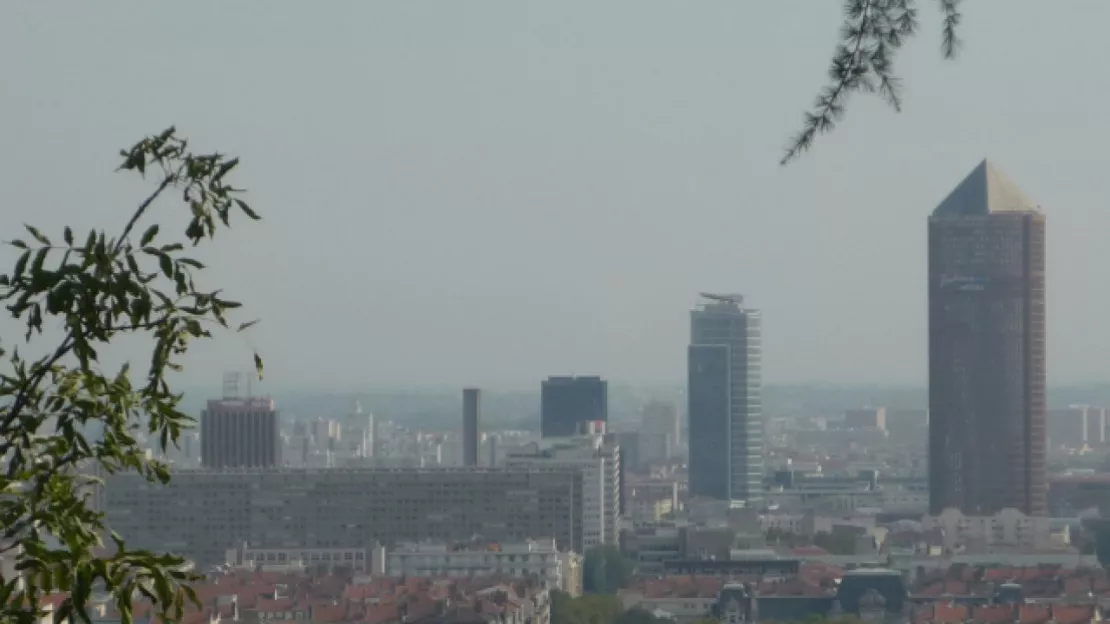 Pollution : le niveau d’information reste activé à Lyon