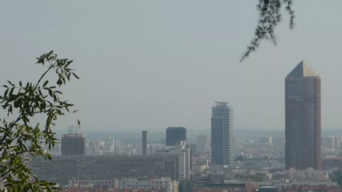 Après une petite journée de trêve, la pollution fait son retour à Lyon