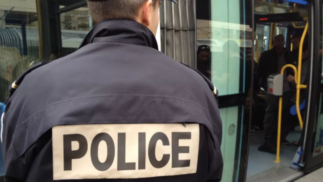 Des interpellations pour apologie de terrorisme à Lyon, Vénissieux et Feyzin
