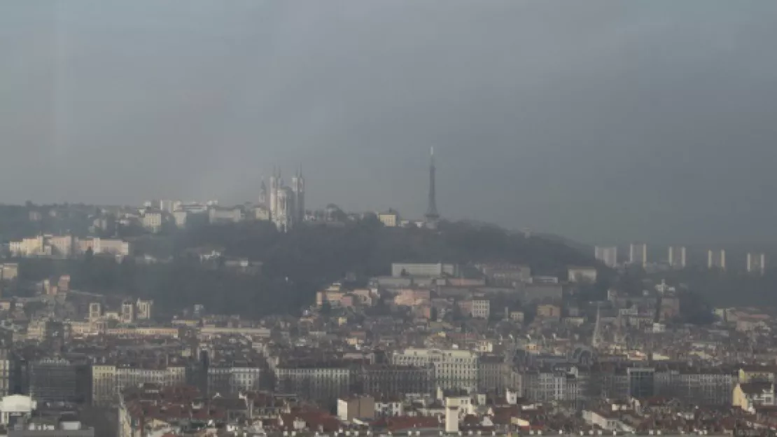 Lyon : l’épisode de pollution aux particules fines continue !