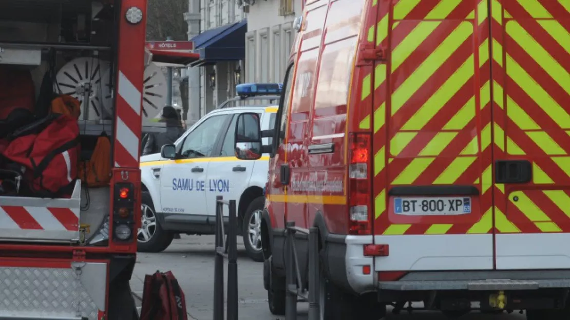 Accident entre deux camions sur la Rocade Est : deux blessés légers