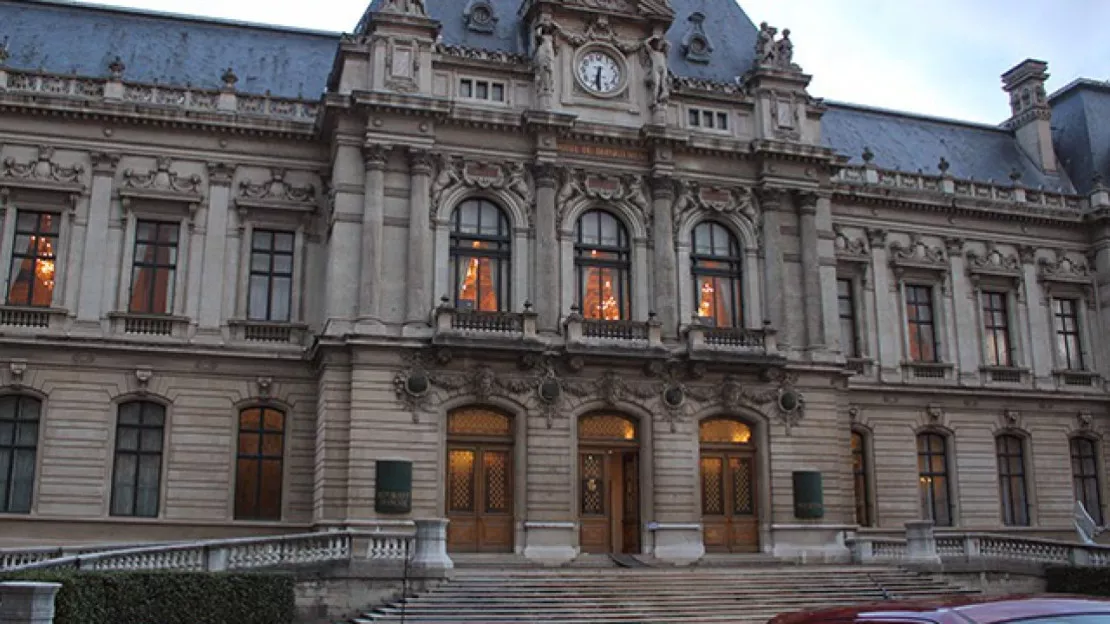 La rectrice de l’Académie de Lyon et le Préfet de Rhône-Alpes chargés de préparer la réforme territoriale