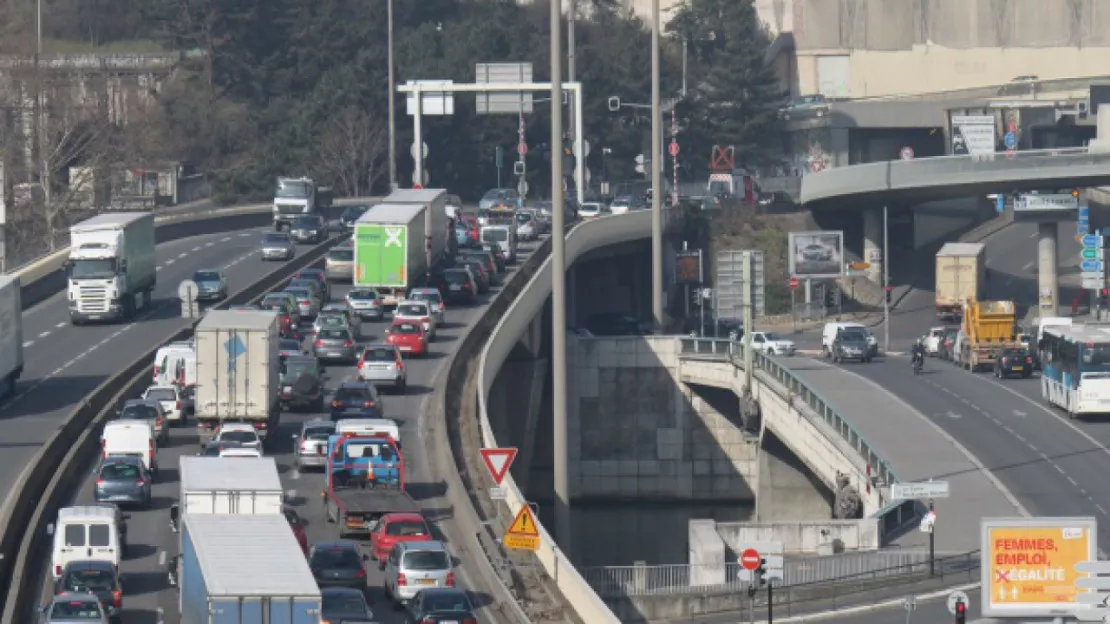 Rhône-Alpes : la circulation s’améliore après un pic de 630 kilomètres de bouchons