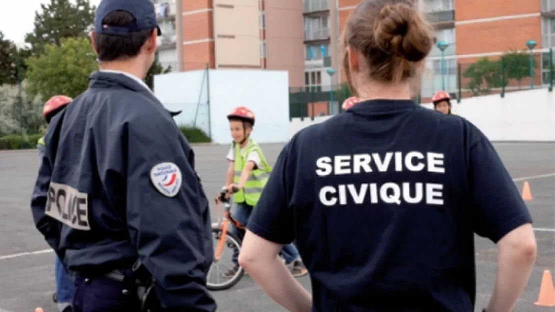 Transformation du service civique : des mesures vraiment réalistes à Lyon ?