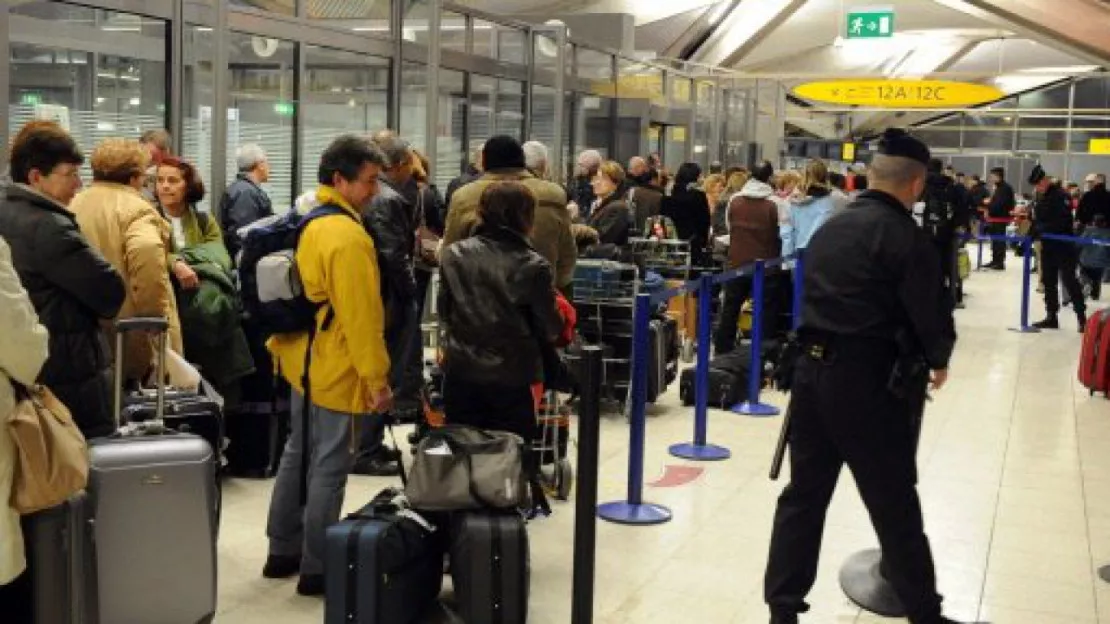 Aéroports de Lyon : première baisse du trafic passagers depuis cinq ans