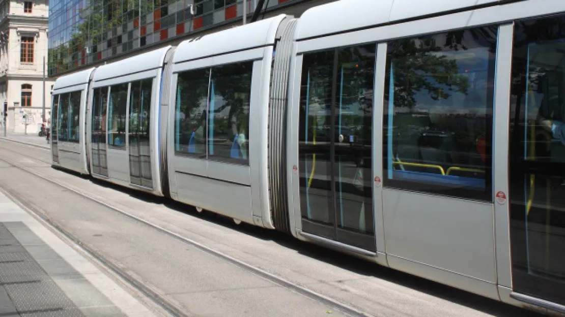 Une pétition pour le prolongement du tram T3 jusqu’en Isère