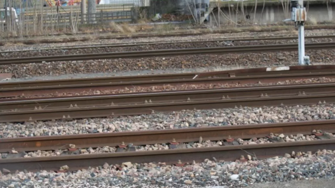 Une personne heurtée par un train à Lyon, le trafic SNCF perturbé