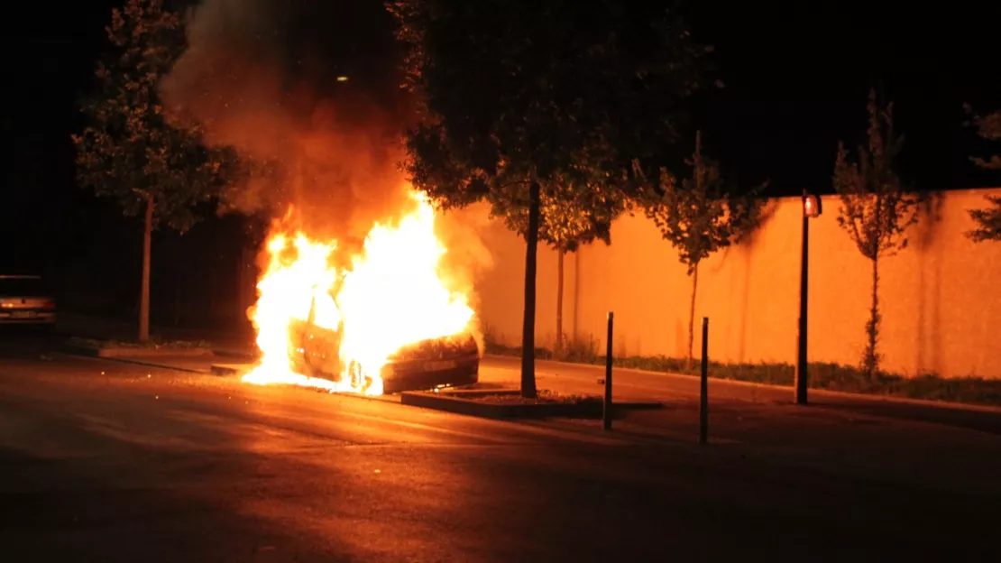 Voitures brûlées la nuit de la Saint-Sylvestre à Lyon : un bilan important