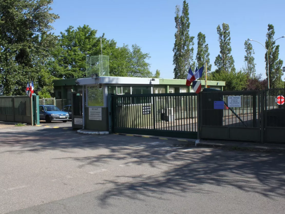 Changement de commandement au Mont Verdun, deux avions de chasse ont survolé l'ouest de l'agglo