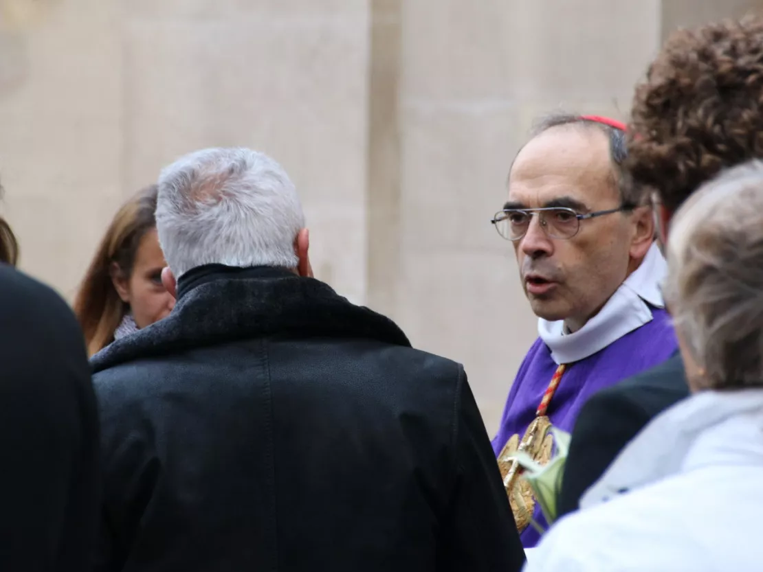 Le cardinal Barbarin "consterné" par la tribune polémique d’un prêtre lyonnais