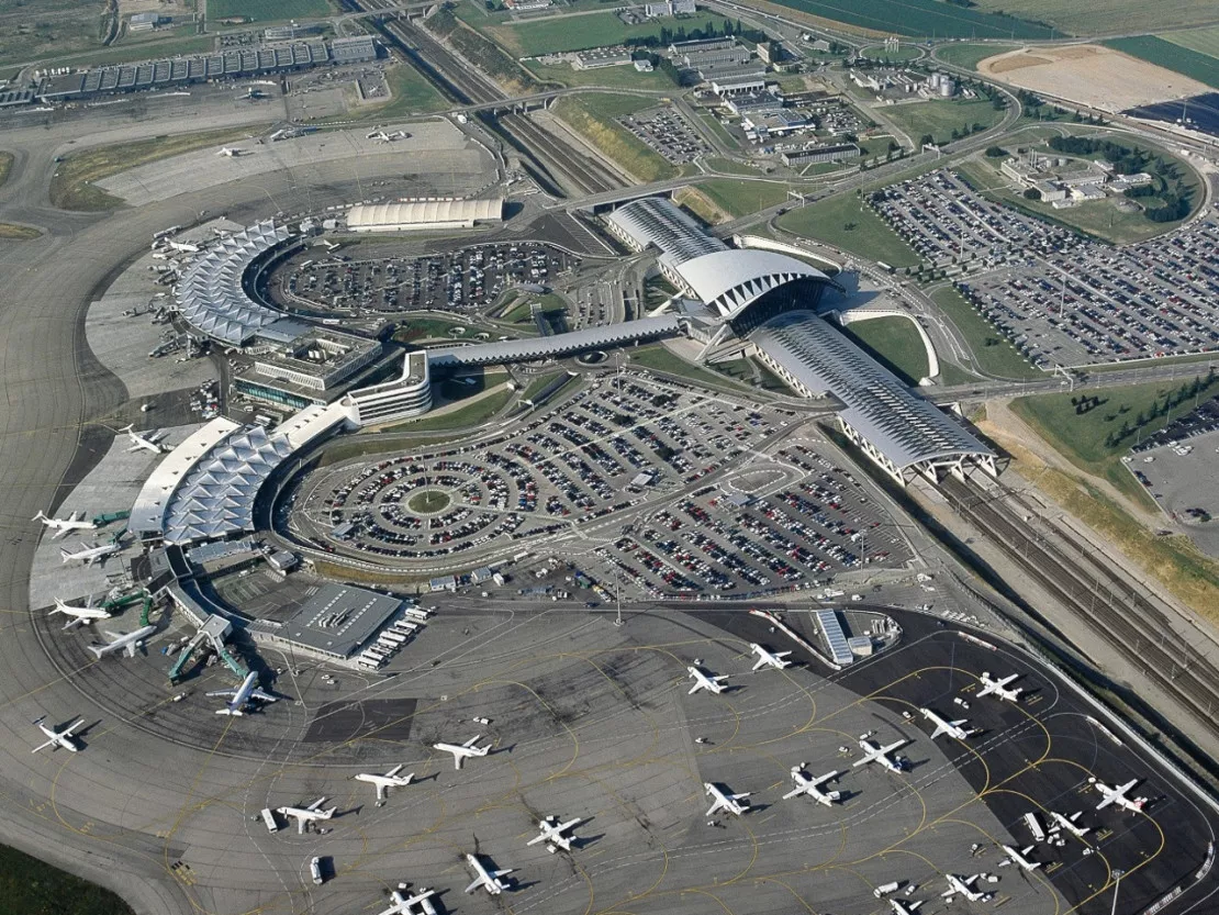 Vente de l'aéroport Saint-Exupéry : l'appel d'offres est lancé !