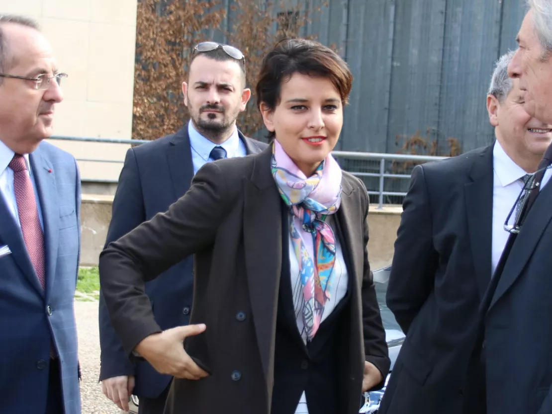 Najat Vallaud-Belkacem et ses "bruits de chiotte" font jaser