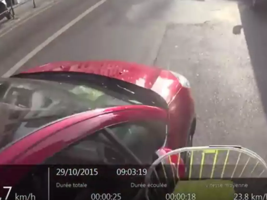 Percuté volontairement par une voiture, un cycliste met en ligne la vidéo de son accident à Lyon