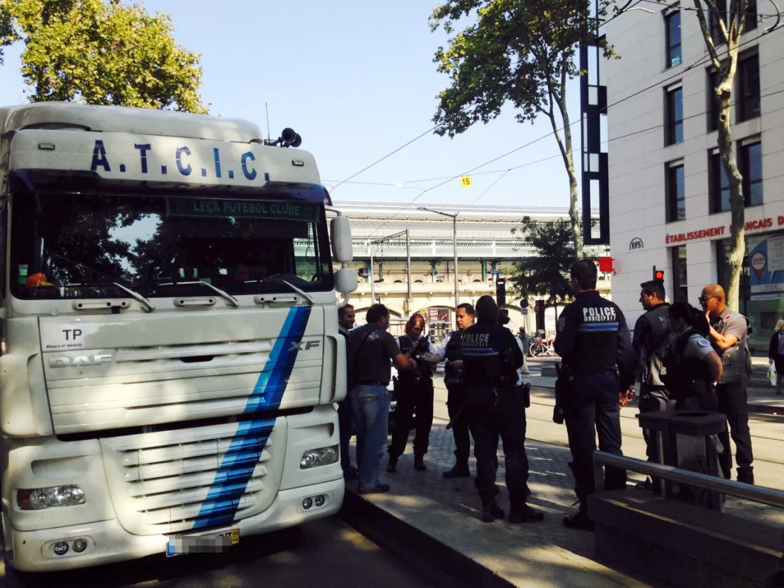 Lyon Perrache : un camion portugais s’engouffre dans un tunnel réservé aux trams !