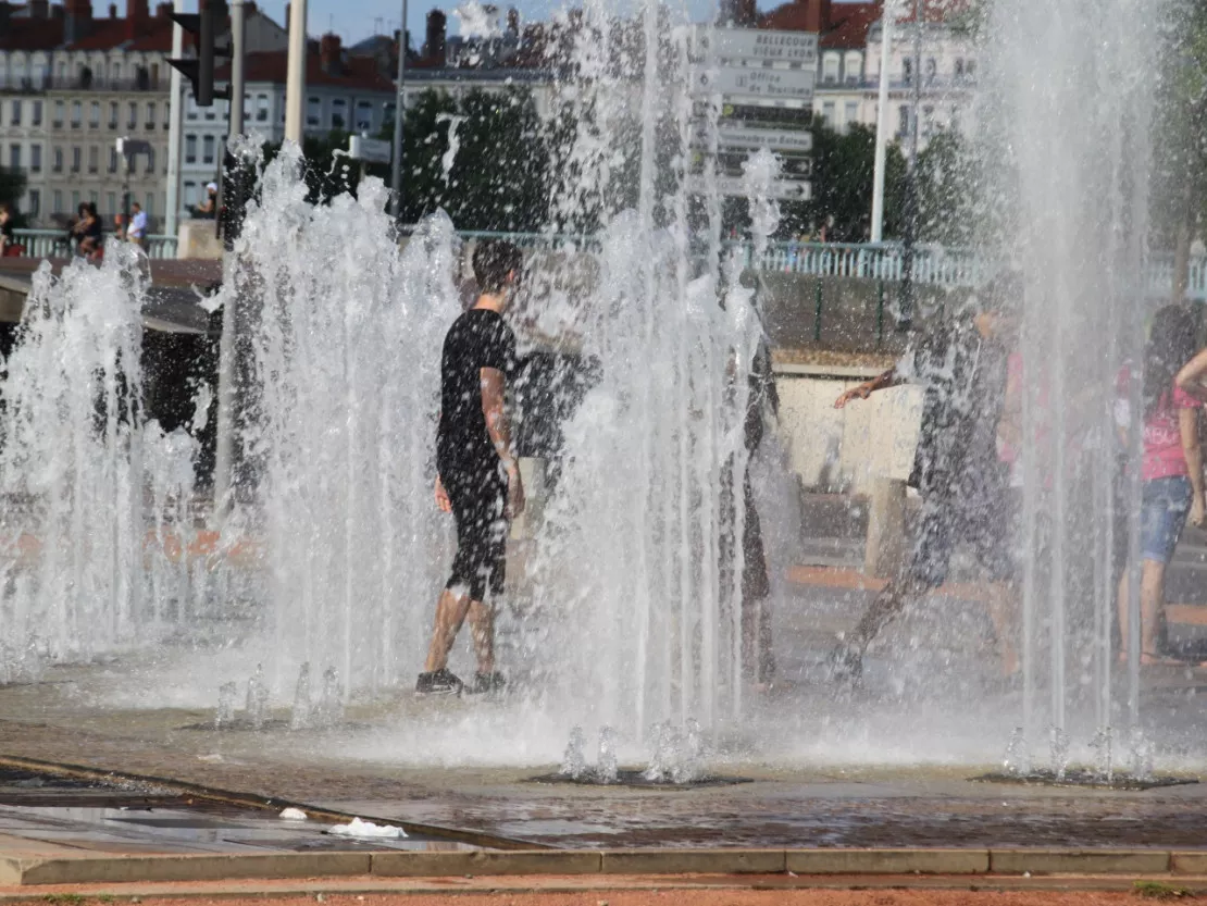 Fin de l’alerte canicule, mais les secours restent mobilisés dans le Rhône