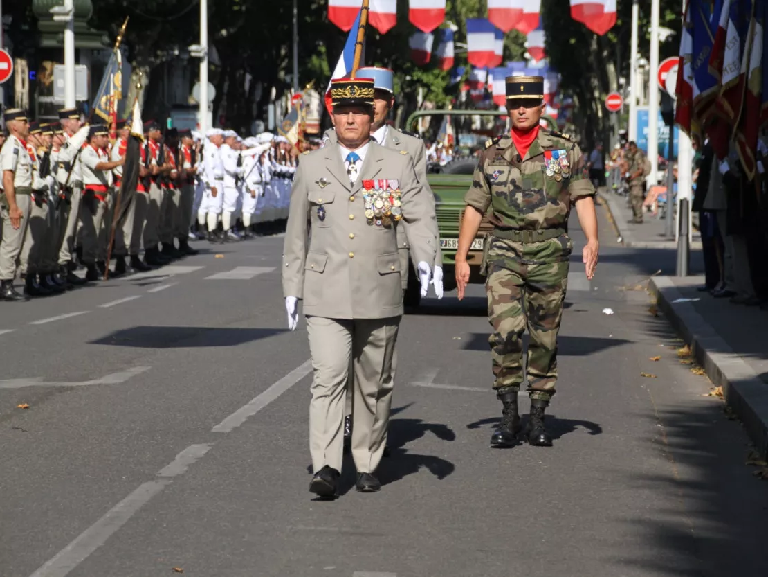 Plus de 2000 personnes au défilé militaire du 14 juillet à Lyon