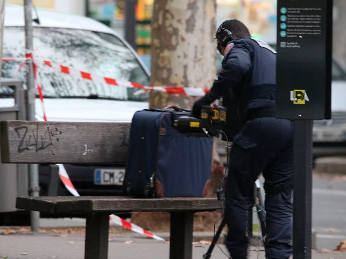 Lyon : les démineurs font exploser une valise suspecte sur le cours Gambetta