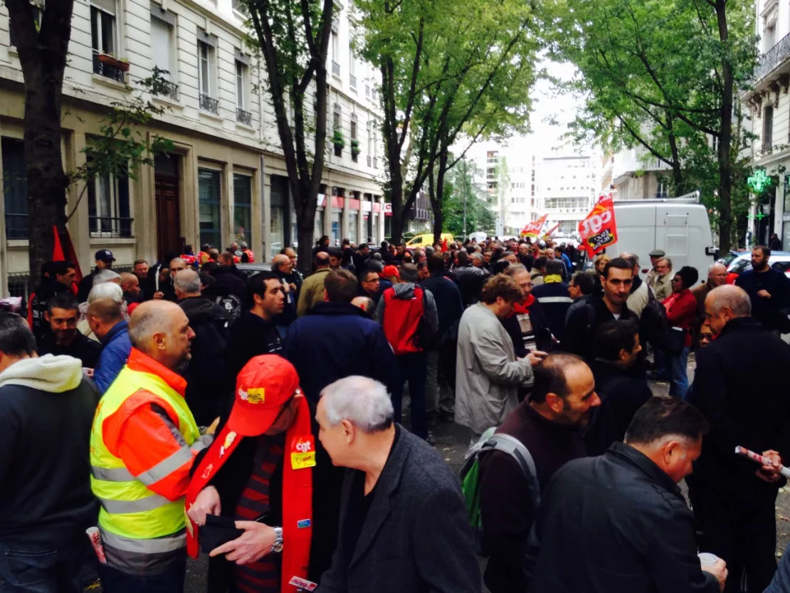 Lyon : 250 personnes réunies pour la "défense des libertés syndicales"