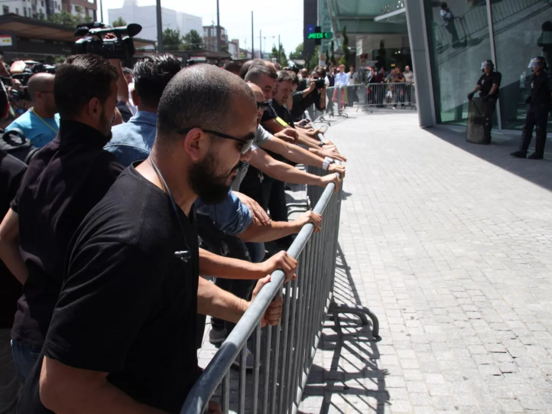 Les taxis lyonnais maintiennent la pression contre les VTC