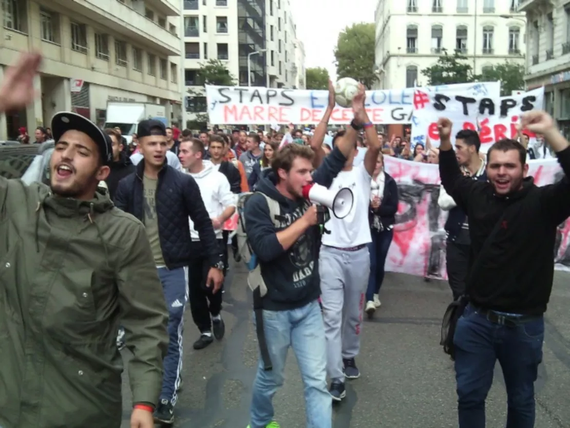 200 étudiants en STAPS manifestent à Lyon