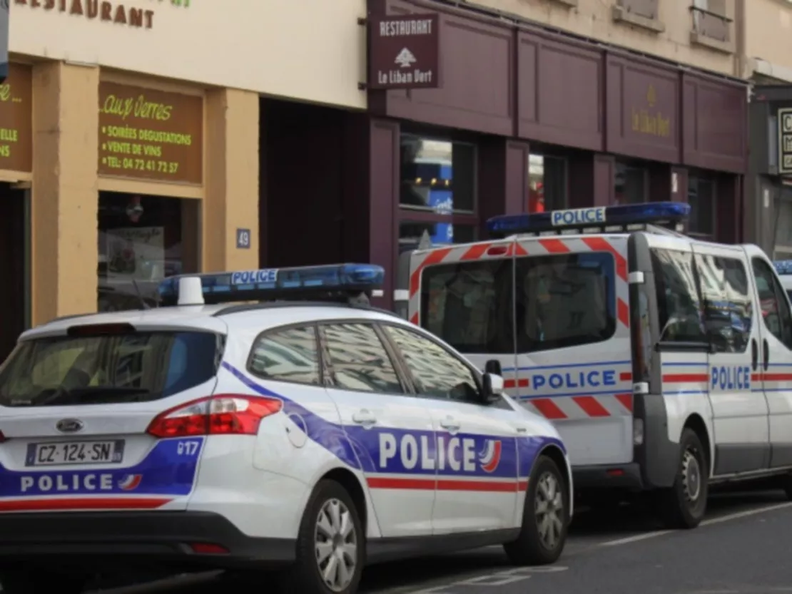 Lyon : un jeune footballeur tué à l’arme blanche dans une bagarre
