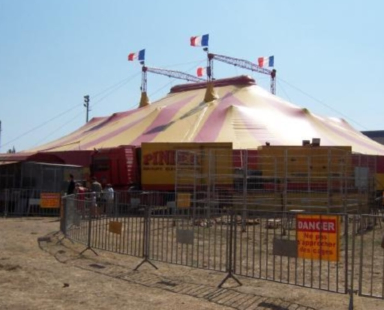 L'association Dignit&eacute; Animale ne veut pas voir le cirque Pinder s&rsquo;installer &agrave; Lyon