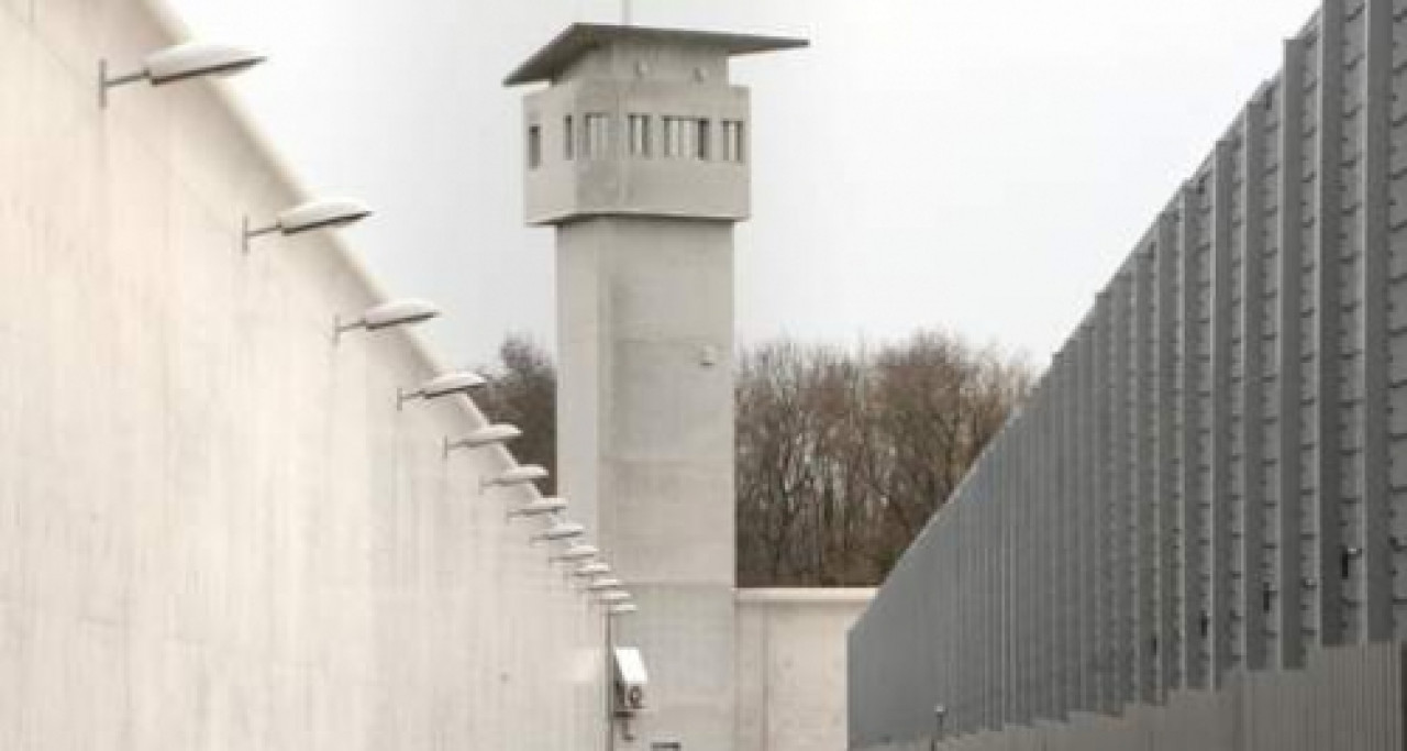 Il s’évade de prison en se faisant passer pour un visiteur Il s’évade de prison en se faisant passer pour un visiteur