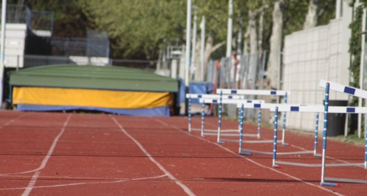 La nouvelle piste d’athlétisme du stade de Balmont Duchère inaugurée mercredi La nouvelle piste d’athlétisme du stade de Balmont Duchère inaugurée mercredi