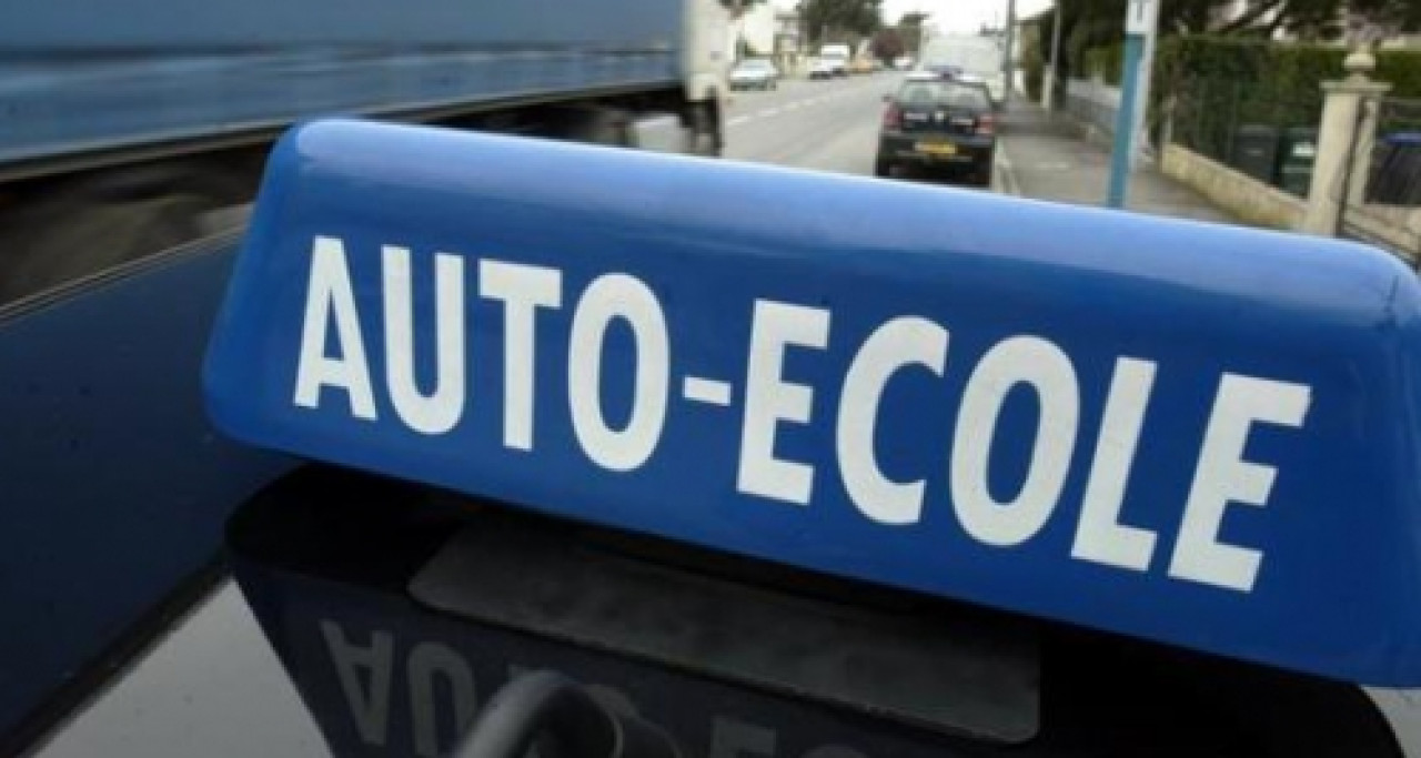 Givors : candidat au permis de conduire, il menace son examinateur avec un marteau Givors : candidat au permis de conduire, il menace son examinateur avec un marteau