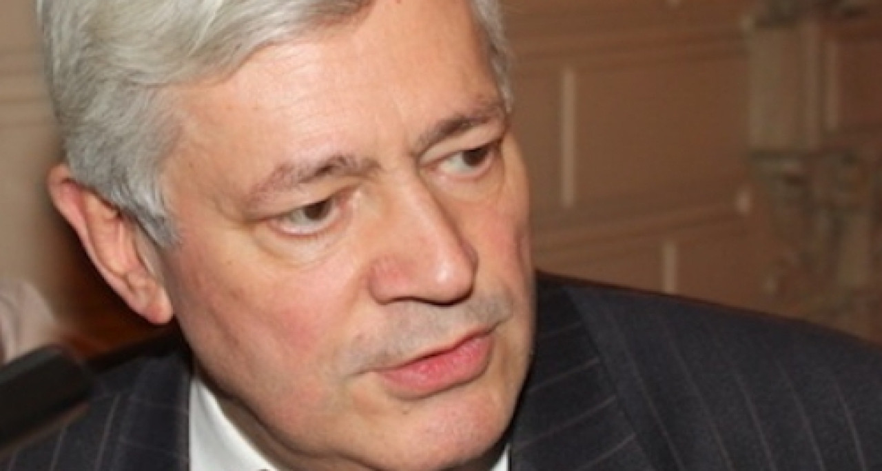 Gollnisch revient sur son op&eacute;ration cul-de-poing &agrave; la R&eacute;gion