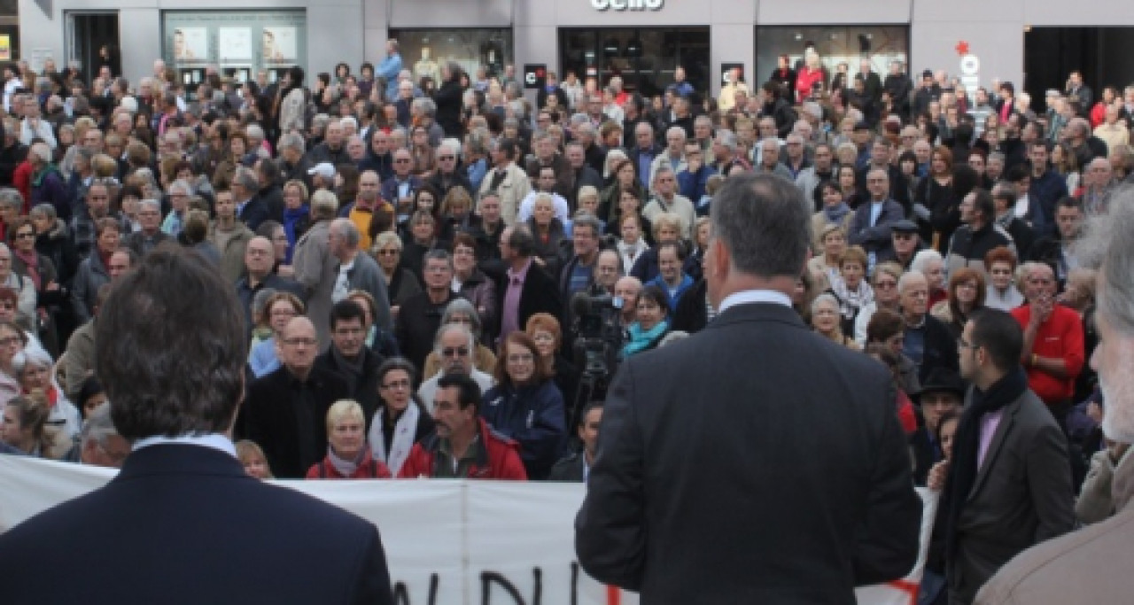 Albanais de Perrache : Buffet annonce "une première victoire" devant 800 Oullinois Albanais de Perrache : Buffet annonce "une première victoire" devant 800 Oullinois