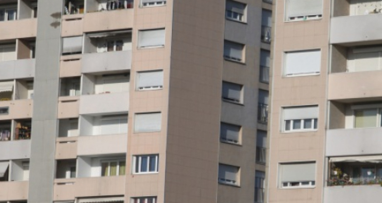 Villeurbanne : des mineurs volent ses clés puis pillent son appartement Villeurbanne : des mineurs volent ses clés puis pillent son appartement