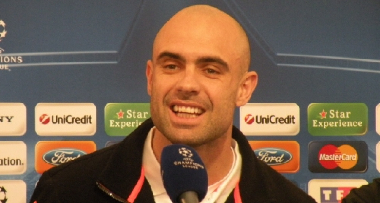 Cris va à nouveau jouer avec Juninho Cris va à nouveau jouer avec Juninho