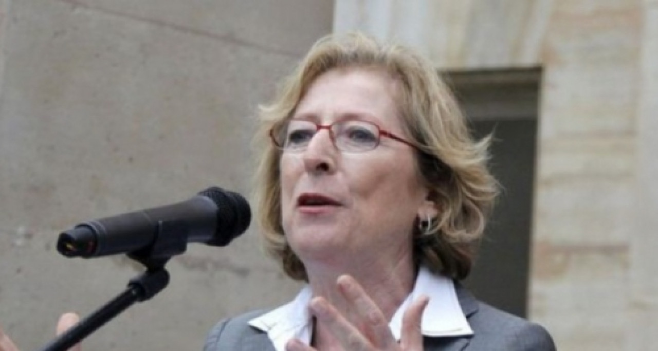 Geneviève Fioraso inaugure un nouveau centre de recherches à Villeurbanne Geneviève Fioraso inaugure un nouveau centre de recherches à Villeurbanne