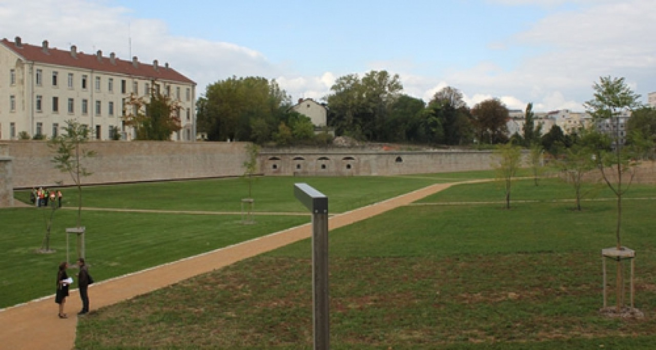 Parc Sergent Blandan : 17 hectares d'inconnu ouverts aux Lyonnais Parc Sergent Blandan : 17 hectares d'inconnu ouverts aux Lyonnais