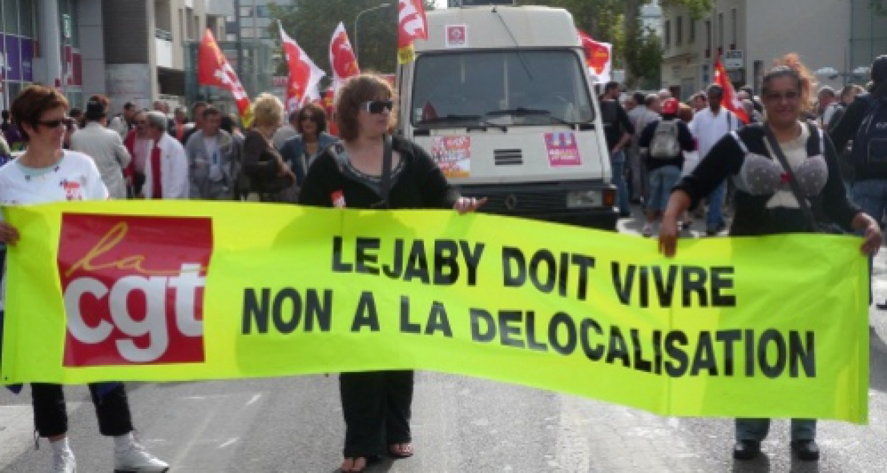 Des danseuses du Lido pour le défilé de Lejaby Des danseuses du Lido pour le défilé de Lejaby