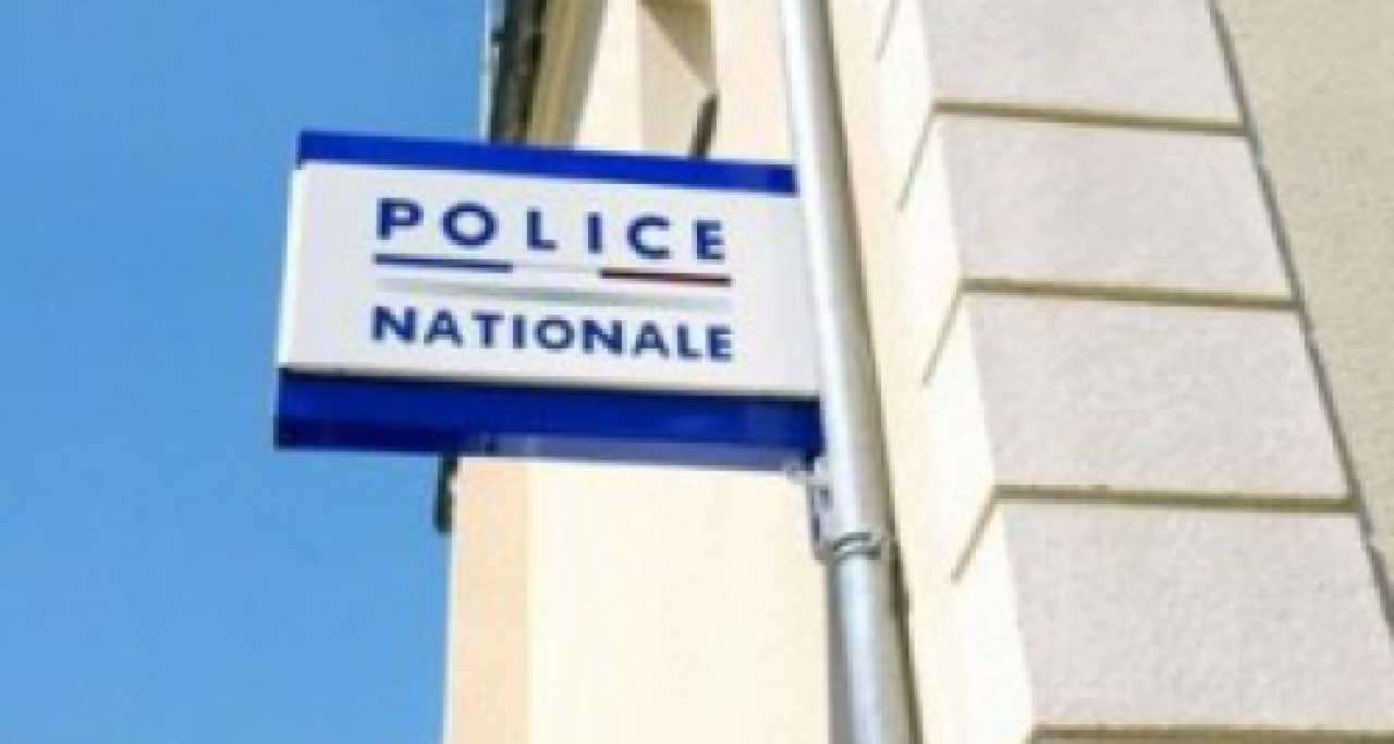 Il volait des chèques dans des courriers Il volait des chèques dans des courriers