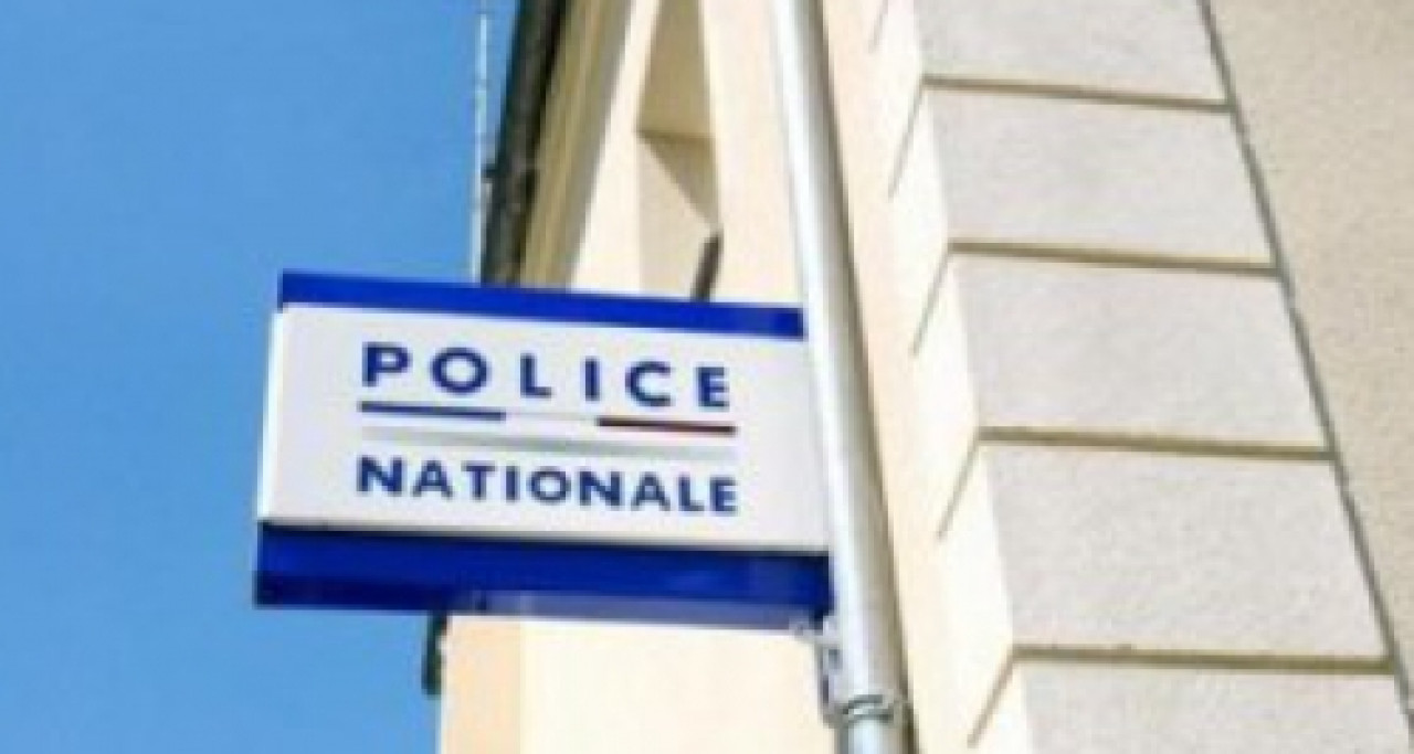 Il roule trop vite dans Lyon et blesse un policier Il roule trop vite dans Lyon et blesse un policier