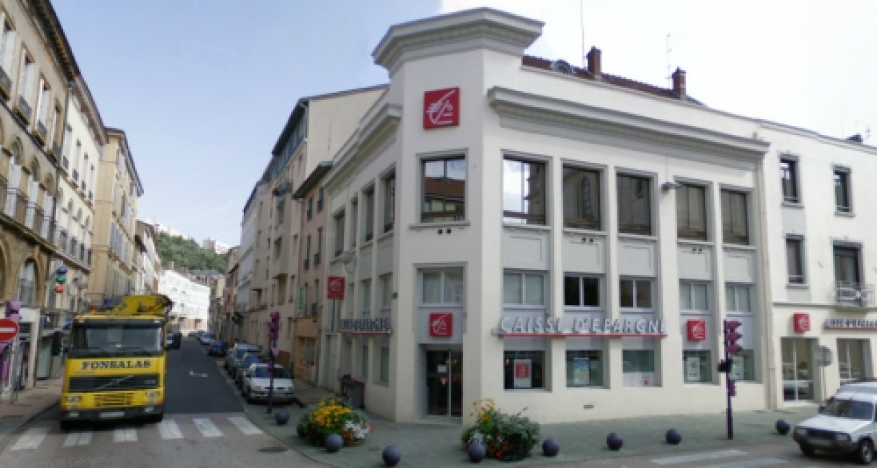 Braquage à la Caisse d’Epargne de Tarare Braquage à la Caisse d’Epargne de Tarare