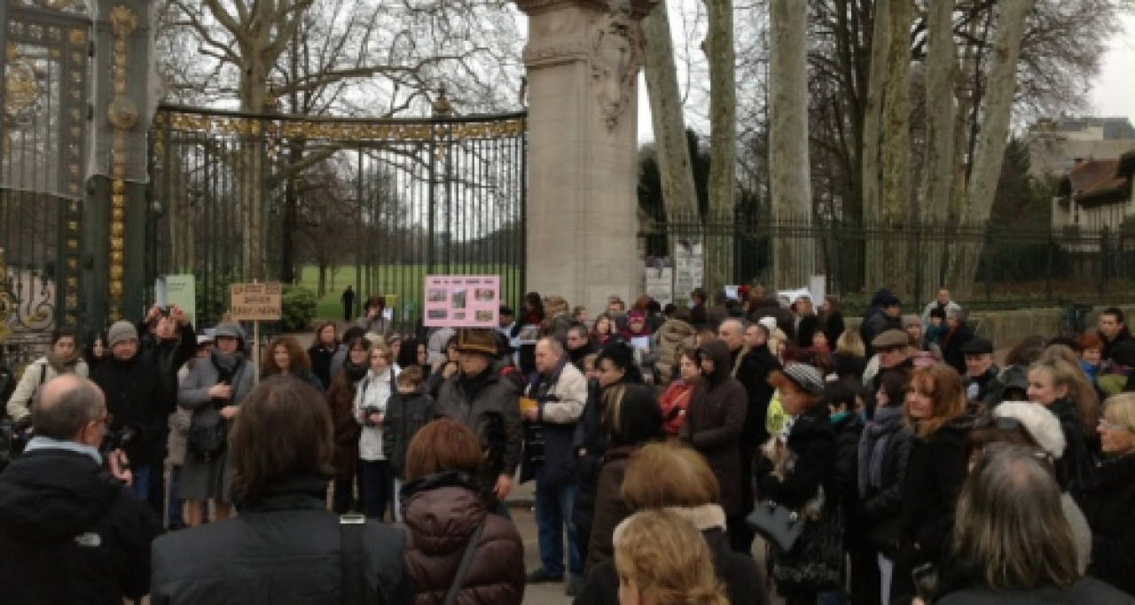 El&eacute;phants de Lyon : une centaine de personnes devant le parc de la T&ecirc;te d&rsquo;Or