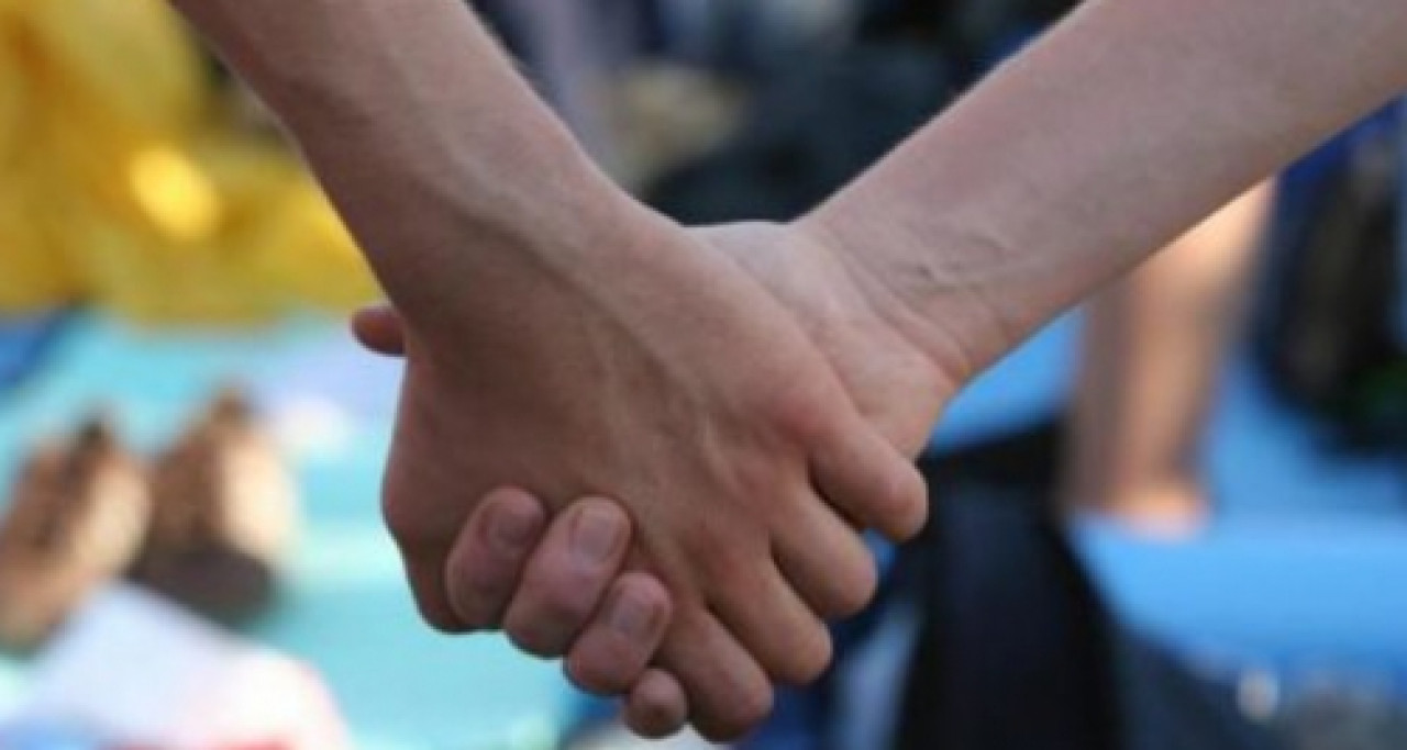 Lyon : partisans et opposants au mariage pour tous manifestent de nouveau dimanche soir Lyon : partisans et opposants au mariage pour tous manifestent de nouveau dimanche soir