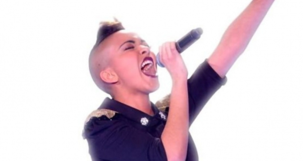 L’aventure Nouvelle Star continue pour Sirine, la jeune lyonnaise L’aventure Nouvelle Star continue pour Sirine, la jeune lyonnaise